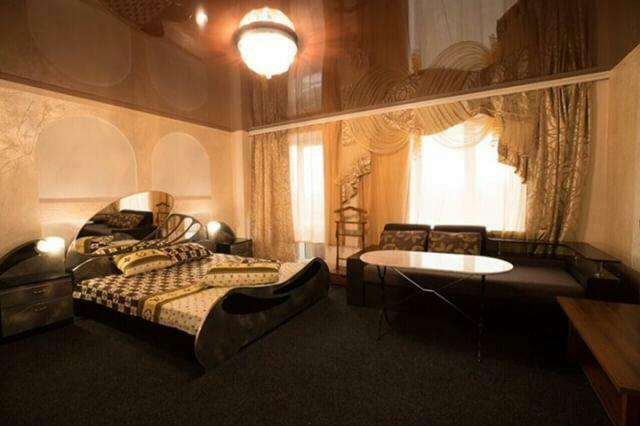 Imperial Hotel Krivoy Rog Kryvyi Rih Екстериор снимка