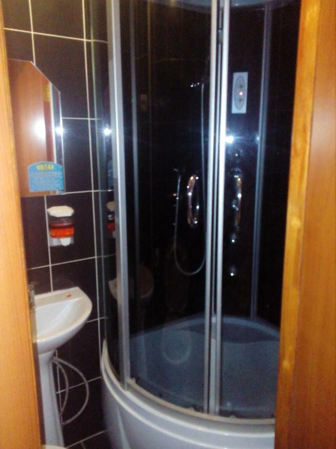 Imperial Hotel Krivoy Rog Kryvyi Rih Екстериор снимка